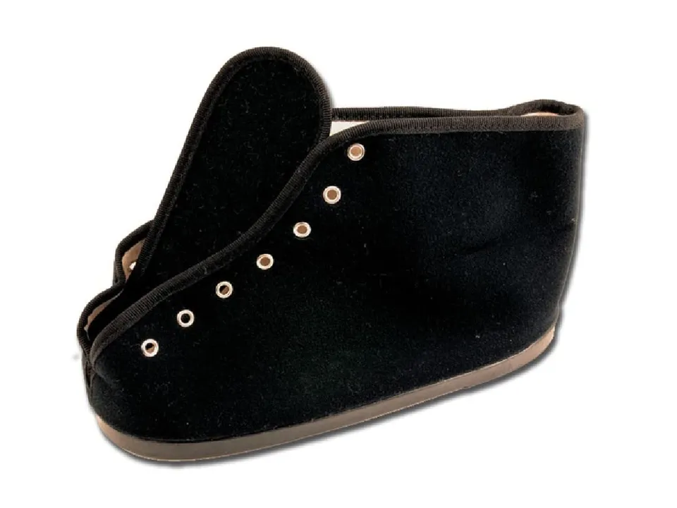 gima-28632-scarpa-coprigesso-misura-eu-38-suola-antiscivolo-1-pezzo image 1