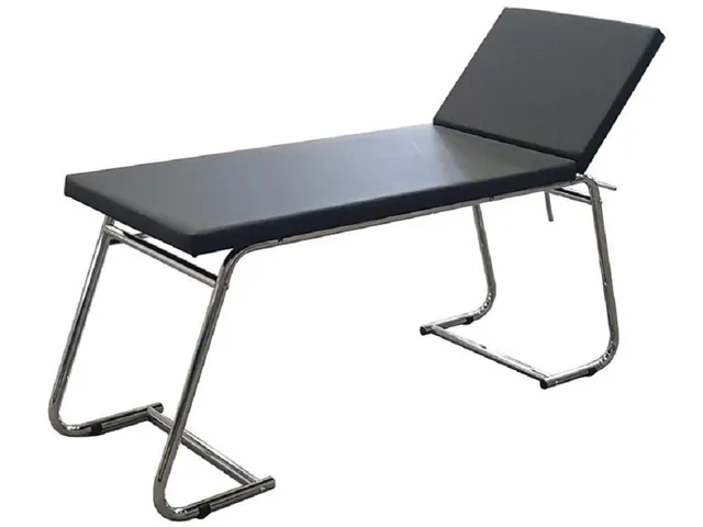 gima-lettino-visita-medica-con-portata-120-kg-e-materasso-nero image 1