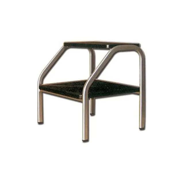 gima-27979-predellino-a-2-gradini-con-piattaforma-antiscivolo-nera-struttura-in- image 1